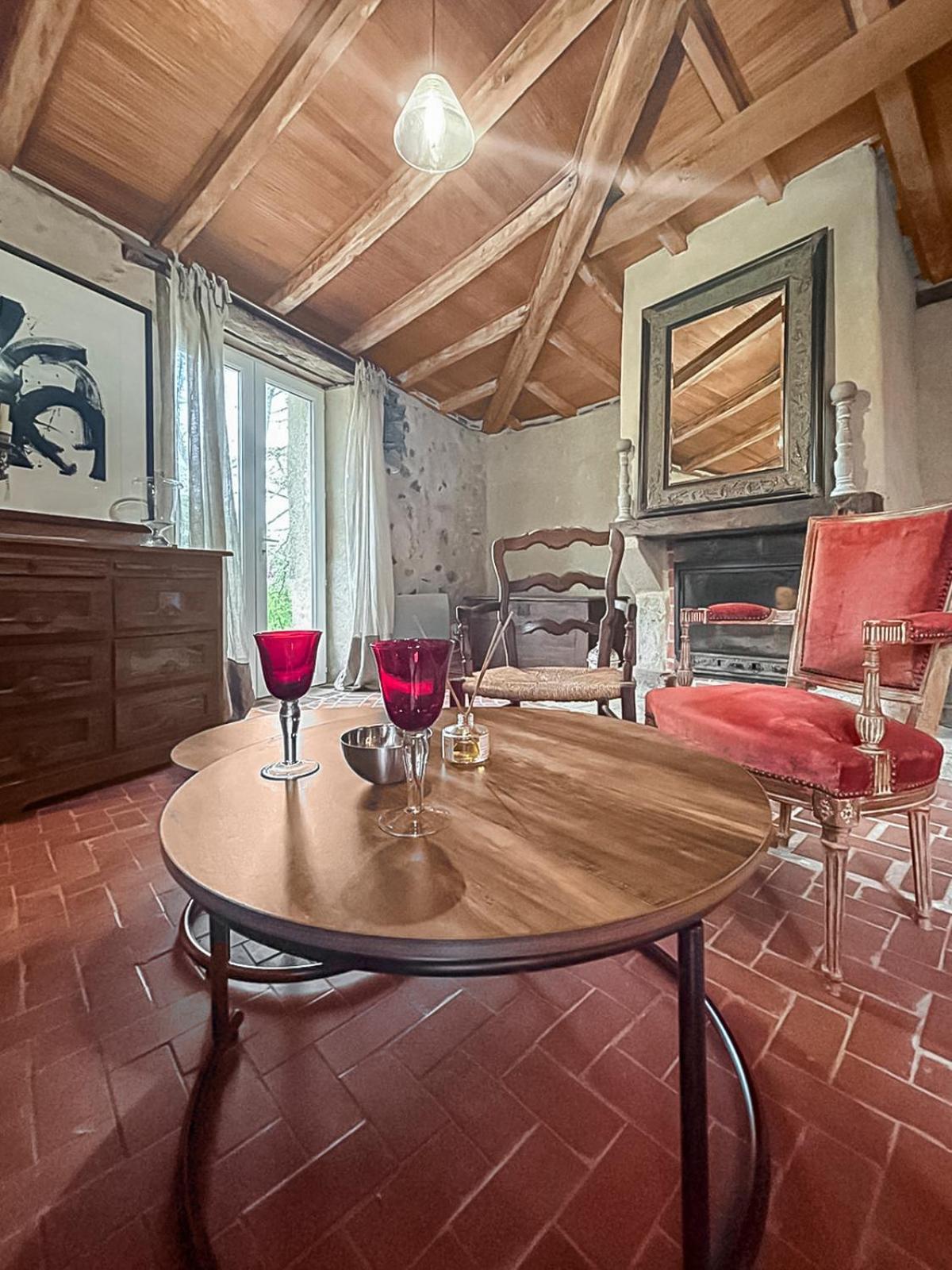 Le Clos Des Ecorcins - Terrasse - Parking Prive Saint-Amand-sur-Sevre Dış mekan fotoğraf
